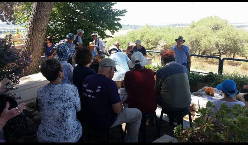 יש הנותנים בשמחה והשמחה- שכרם