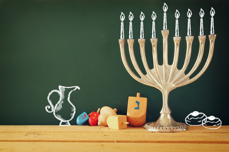 הרצאה לחנוכה שמן הזית- למאור למאכל ולרפואה בעת העתיקה